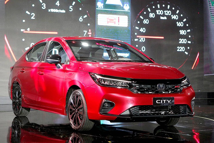 Honda City cũng không thoát khỏi cuộc đua giảm giá.