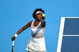 Nóng rực tennis Cincinnati: Venus Williams sớm dừng bước