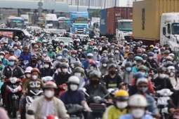 Tin tức trong ngày - Đề xuất hạn chế xe xăng dầu vào trung tâm TP HCM từ năm 2026