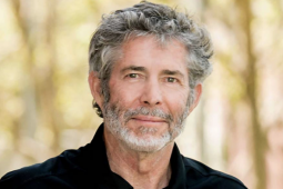 Cuộc đời của tỷ phú 'keo kiệt' nhất Thung lũng Silicon