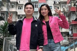 Đỗ Mỹ Linh và chồng 'đi khắp thế gian' với đồ đồng điệu