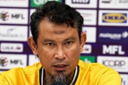 Độc lạ: Nhập Cư FC đá M-League mùa 2025-2026