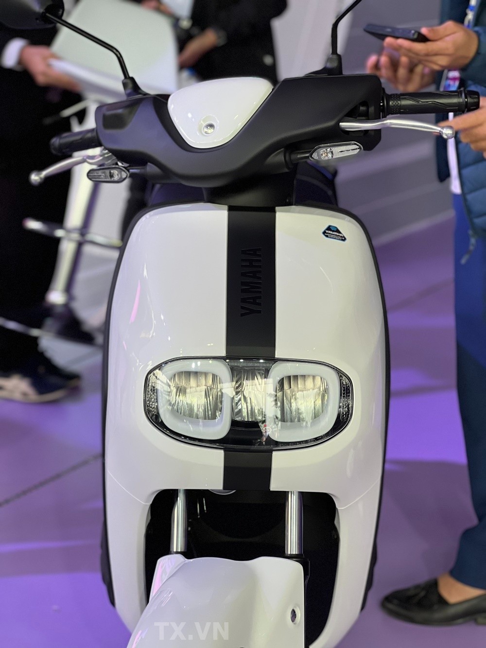 Xe điện Yamaha giảm giá hút khách Việt, chỉ còn rẻ ngang Honda Vision - 5