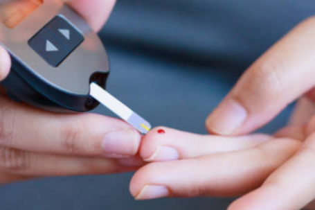 Những thói quen khiến đường huyết của bạn như 'tàu lượn siêu tốc'