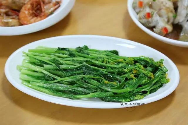 Cơm nhà dành cho 4 người tuyệt ngon, đánh bay cả nồi cơm - 2