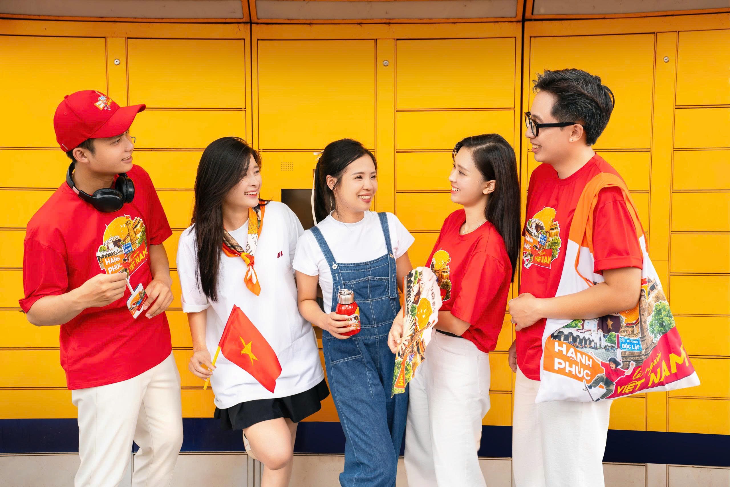 SHB mang tinh thần “Hạnh phúc là người Việt Nam” vào từng món quà tri ân - 1