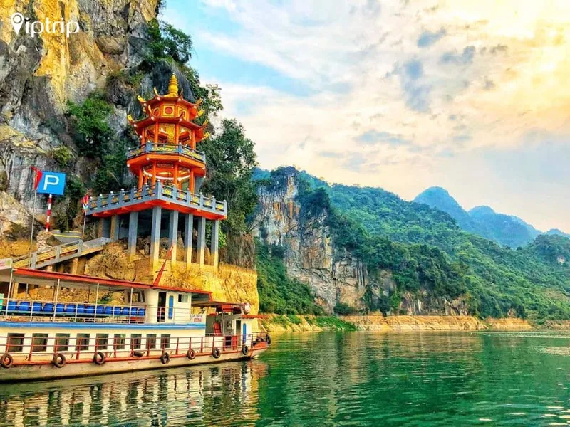 Khám phá Thung Nai - Viên ngọc xanh giữa lòng sông Đà
