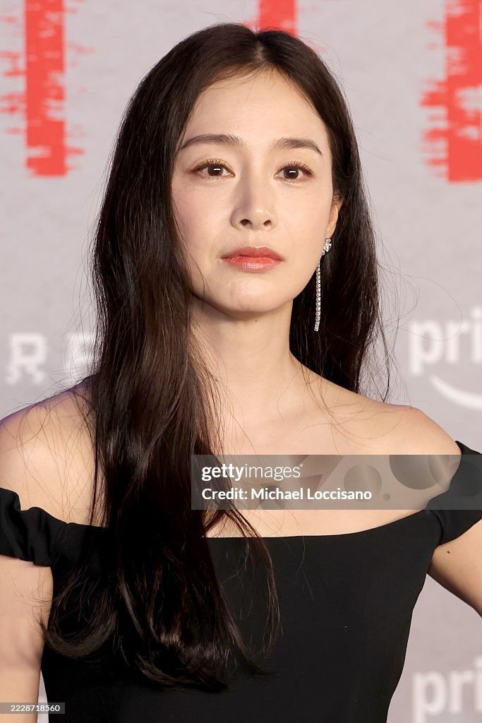 Kim Tae Hee không thoát được ống kính hung thần - 2