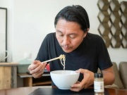 Ăn tối sau khung giờ này, nguy cơ ung thư dạ dày tăng gấp 7 lần