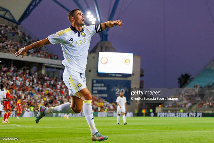 Ronaldo chuẩn bị ấn tượng cho mùa giải mới