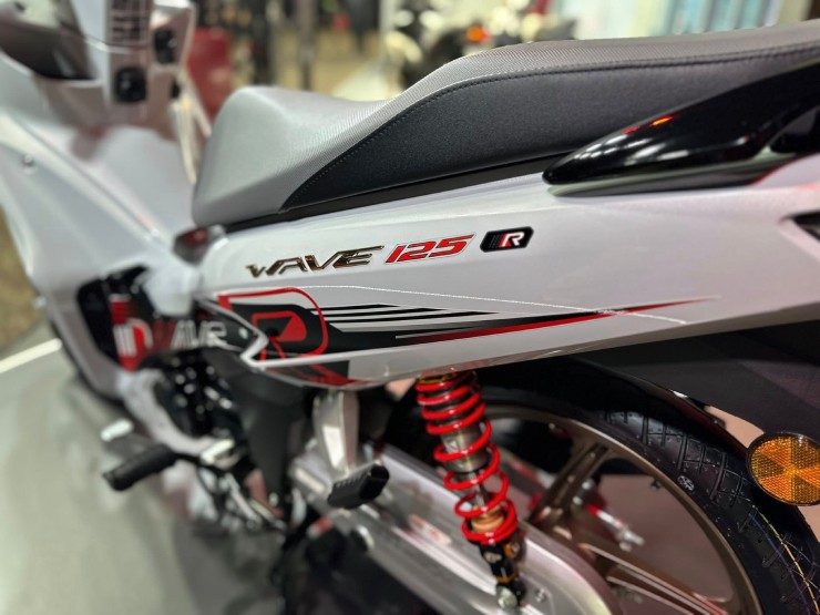 Ra mắt Honda Wave 125i bản đặc biệt mới, số lượng cực giới hạn - 5
