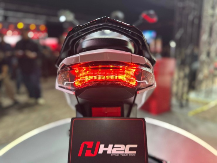 Ra mắt Honda Wave 125i bản đặc biệt mới, số lượng cực giới hạn - 9