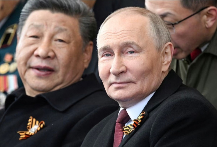 Tổng thống Nga Vladimir Putin và Chủ tịch Trung Quốc Tập Cận Bình. (Ảnh: Reuters)