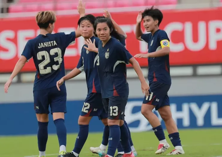 Tuyển nữ Thái Lan chiếm ưu thế ở bảng A nhưng phải chờ đến trận "chung kết" với chủ nhà Việt Nam ngày 12-8 mới biết nhất hay nhì bảng. Ảnh: CCT.