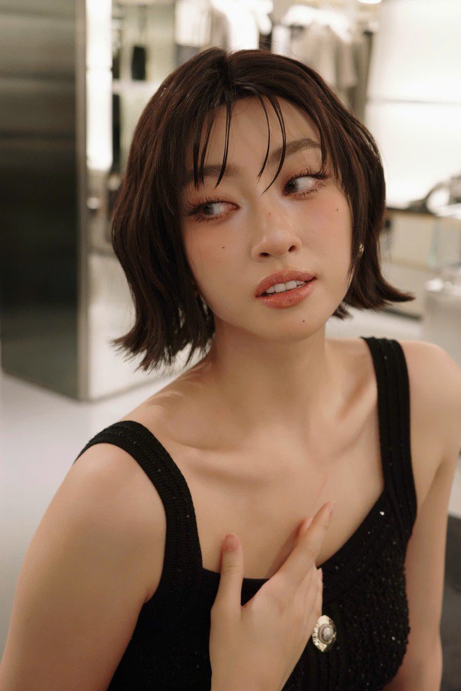 Hình ảnh khác lạ của Hoa hậu Lương Thùy Linh sau 6 năm đăng quang - 5