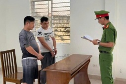 Giả danh công an xông vào sới bạc cướp... 170.000 đồng