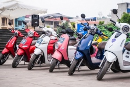 Thị trường - Tiêu dùng - Bất ngờ trước nhu cầu mua xe máy của người Việt Nam