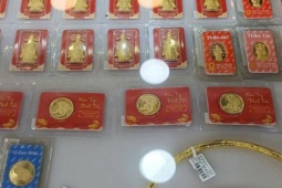 Giá vàng hôm nay 9-8: Tiếp tục tăng mạnh