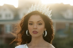 Đời sống Showbiz - Hoa hậu Mỹ bị bạn trai cũ đe dọa phát tán hình ảnh nhạy cảm