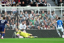 Bóng đá - Video bóng đá Newcastle - Espanyol: SAO Hàn Quốc gây ấn tượng, mất vui phút 89