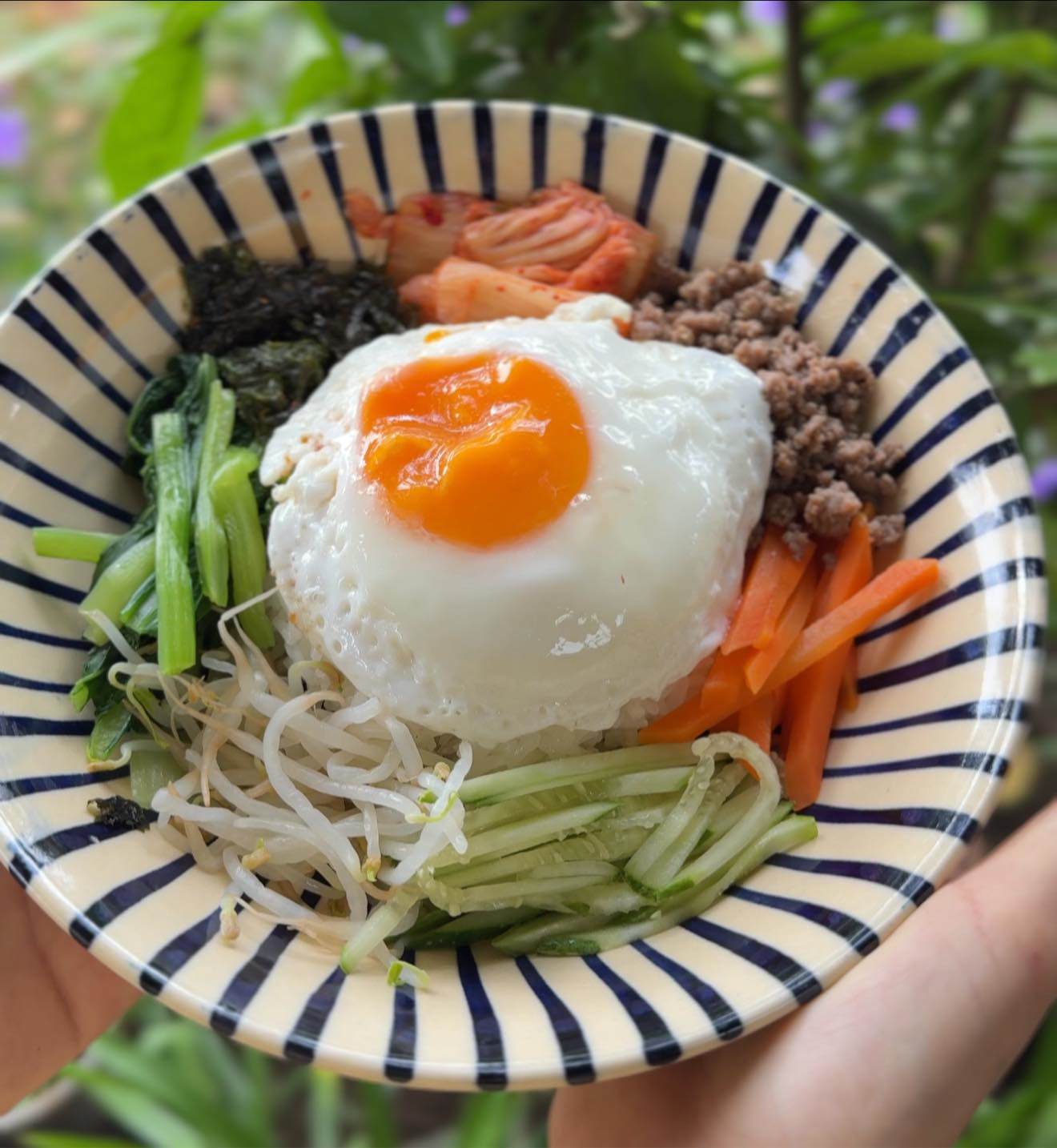 Cách làm cơm trộn Hàn Quốc ngon chuẩn vị, người vụng mấy cũng thành công - 1