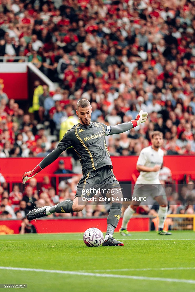 De Gea được MU vinh danh ngày trở lại Old Trafford, cản phá ấn tượng - 3