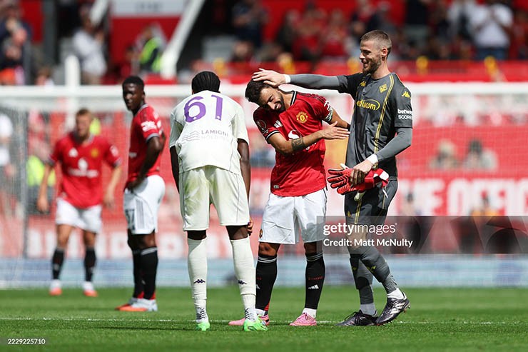 De Gea được MU vinh danh ngày trở lại Old Trafford, cản phá ấn tượng - 7