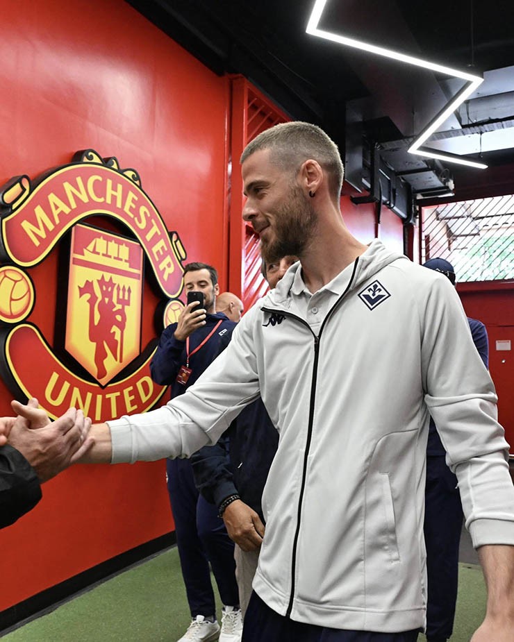 De Gea được MU vinh danh ngày trở lại Old Trafford, cản phá ấn tượng - 8