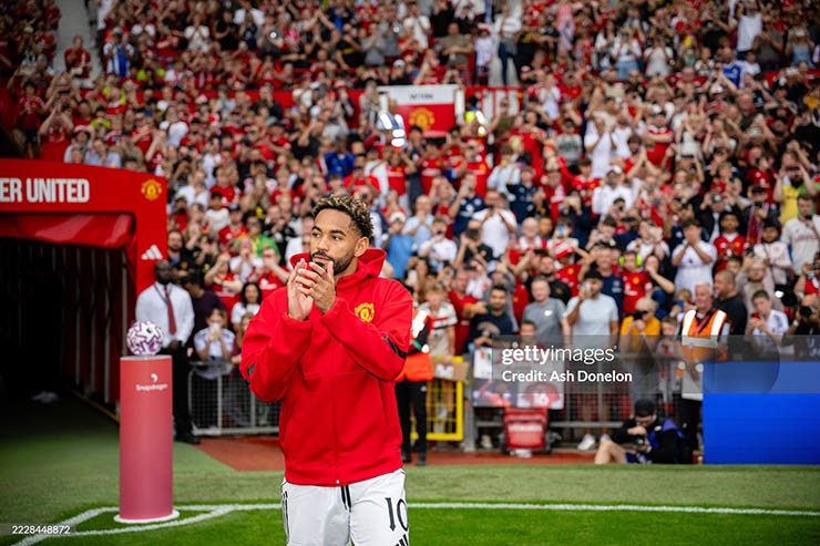 MU so tài Fiorentina: "Bom tấn" Mbeumo - Matheus Cunha thi đấu ra sao? - 5