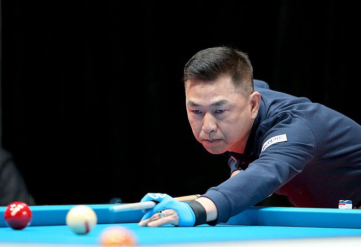 Minh Cẩm vào vòng 1/8 tại sự kiện billiards carom 3 băng PBA Tour 2025 - 2026