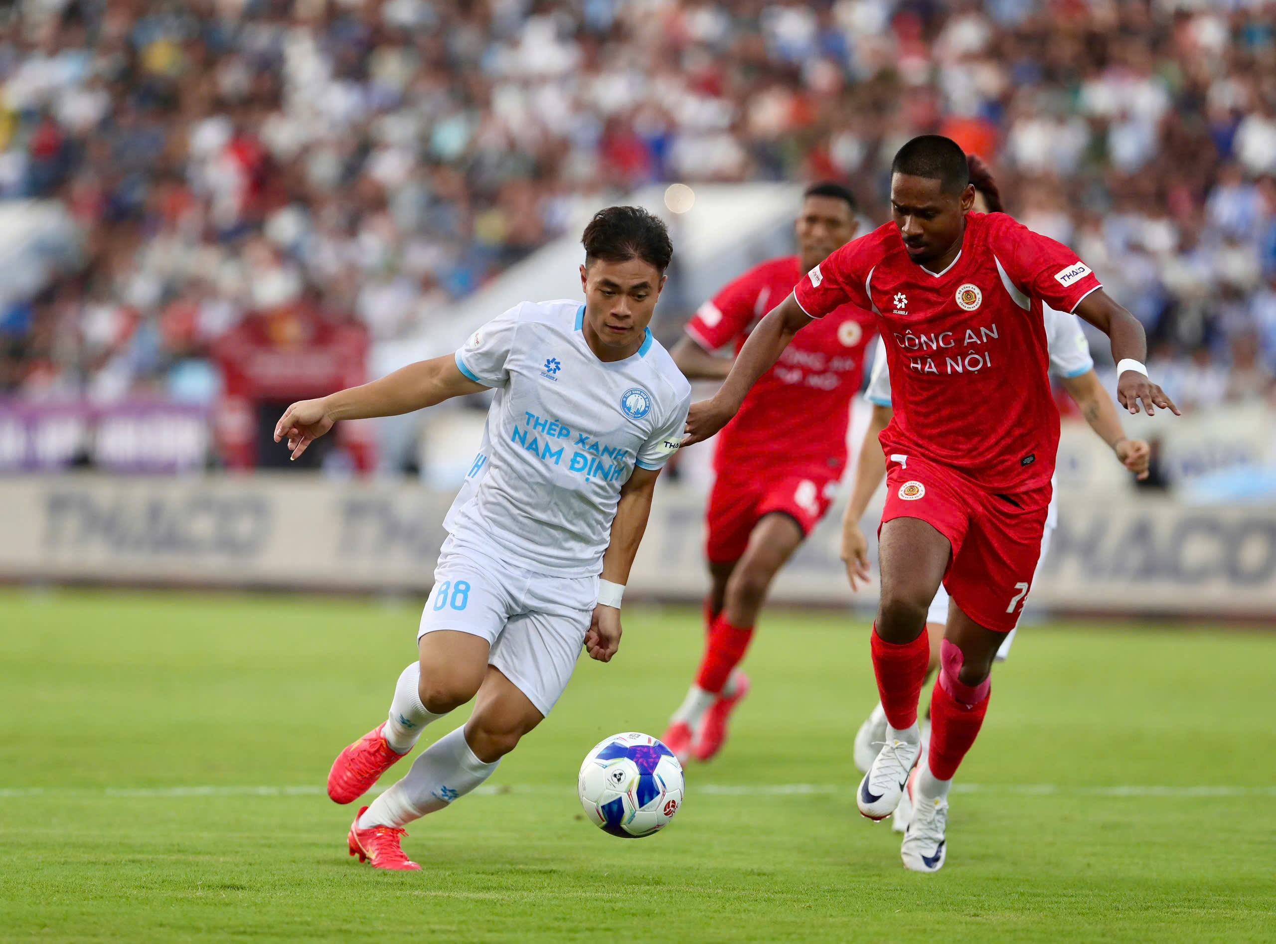 Trực tiếp bóng đá Công an Hà Nội - Nam Định: Hudlin sút penalty rút ngắn 2-3 (Siêu cúp Quốc gia) (Hết giờ) - 1