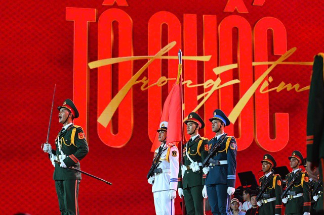 Đặc biệt, lực lượng quân nhân thuộc Trường Sĩ quan Lục quân 1 - những người từng đại diện Quân đội nhân dân Việt Nam tham gia lễ duyệt binh tại Quảng trường Đỏ (Moscow, Nga) - cùng nhiều vận động viên tiêu biểu của thể thao Việt Nam cũng sẽ xuất hiện.