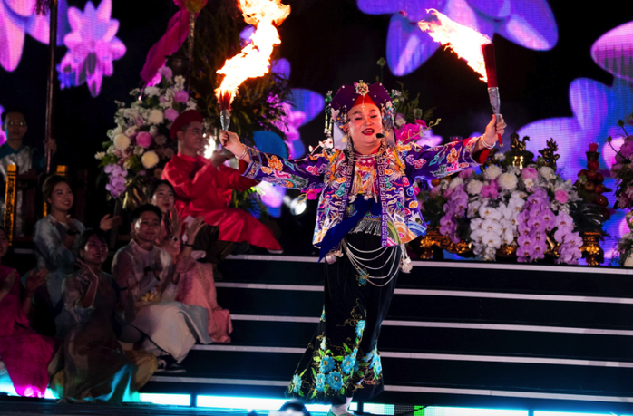 Nghệ sĩ Xuân Hinh