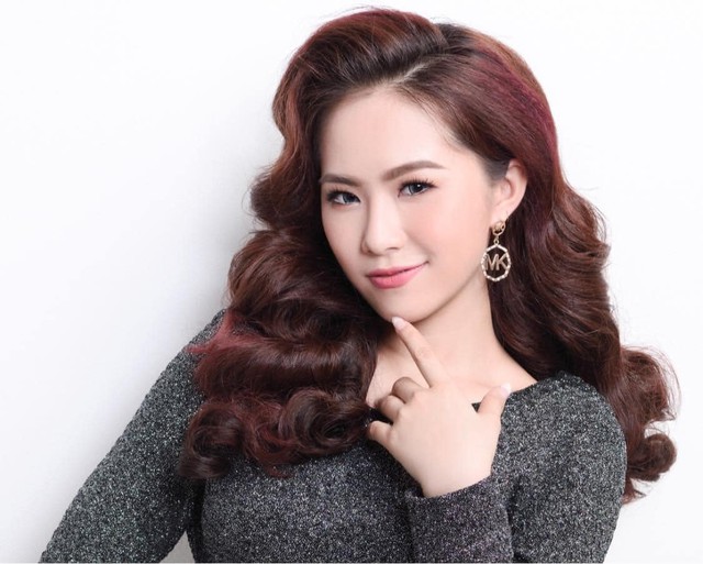 Lương Bích Hữu nổi tiếng với khán giả qua bài "Cô gái Trung Hoa".