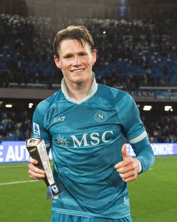 McTominay ghi năm bàn trong tháng 4, là cầu thủ Scotland đầu tiên nhận giải "Cầu thủ hay nhất tháng" tại Serie A. Ảnh: Napoli