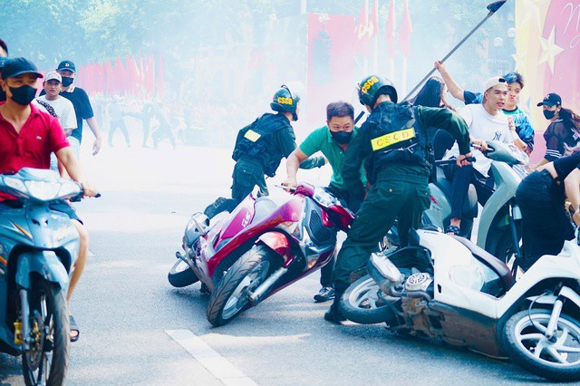 Nữ 