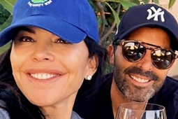 Jeff Bezos yêu cầu anh trai Lauren Sanchez trả gần 190.000 USD