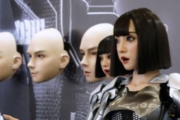 Thị trường - Tiêu dùng - Trung Quốc ra mắt siêu thị robot hình người: Cuộc đua nghìn tỷ USD khốc liệt