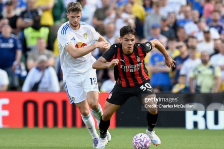Video bóng đá Leeds - AC Milan: Tân binh Ngoại hạng Anh làm khó "ông lớn"