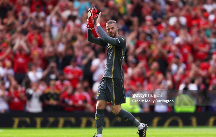 David de Gea xúc động trong ngày trở lại&nbsp;Old Trafford