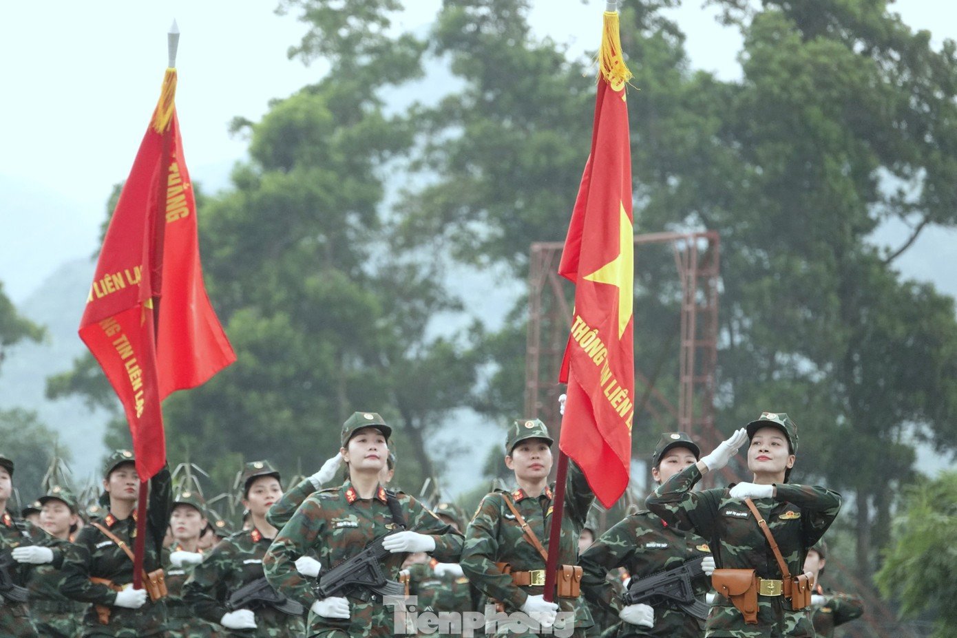 Khối trưởng Khối Nữ sĩ quan tại A80: Vinh dự khi được góp mặt trong hai dịp đại lễ - 1