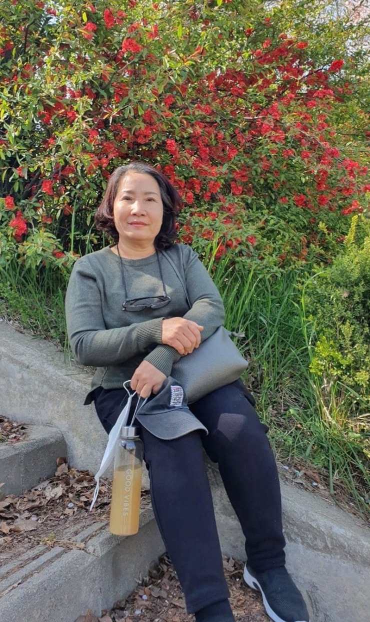 Bà Nhật là người lên kế hoạch cho chuyến đi. Ảnh: NVCC