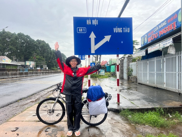 Hiển Vinh đã chuẩn bị rất kỹ cho chuyến đi. (Ảnh: NVCC)