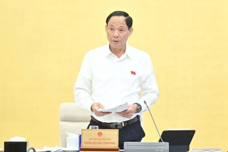 Phó Chủ tịch Quốc hội Trần Quang Phương.