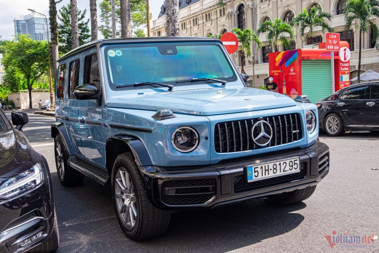 Hết thời đắt khách, xe sang Mercedes-AMG G 63 mới cứng hạ giá 1,8 tỷ bằng xe cũ - 5