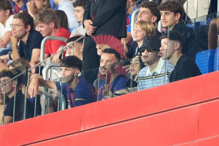 Yamal lập cú đúp giúp Barcelona đại thắng, công bố bạn gái mới cực xinh - 3