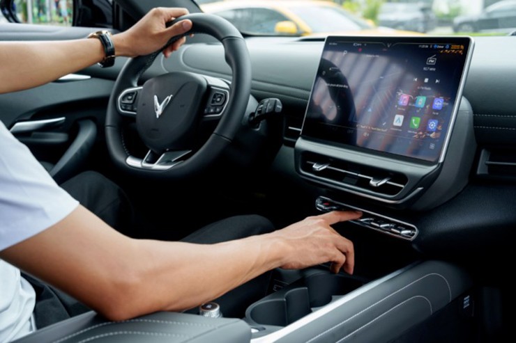 Giá xe VinFast VF 7 niêm yết và lăn bánh tháng 8/2025 - 13