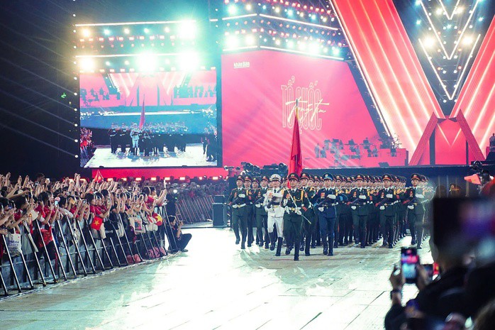 Bên trong Sân vận động Mỹ Đình màn trình diễn nghệ thuật hoành tráng