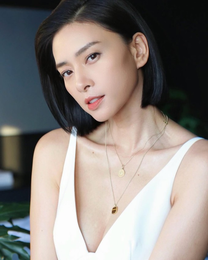 Ngô Thanh Vân ưu tiên bổ sung collagen từ thực phẩm, đồ uống giàu vitamin. Ảnh: Instagram ngothanhvan_official