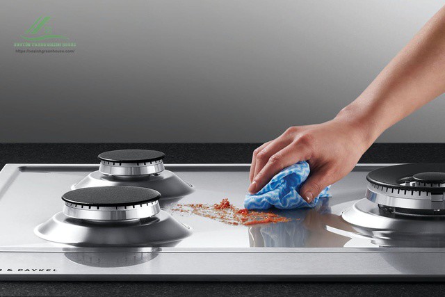 7 cách làm sạch dầu mỡ bám trên bếp chỉ trong 5 phút - 6